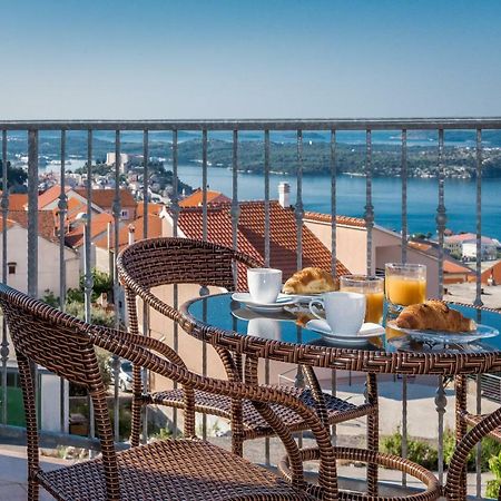 Apartment Anamarija With Sea View Šibenik Extérieur photo