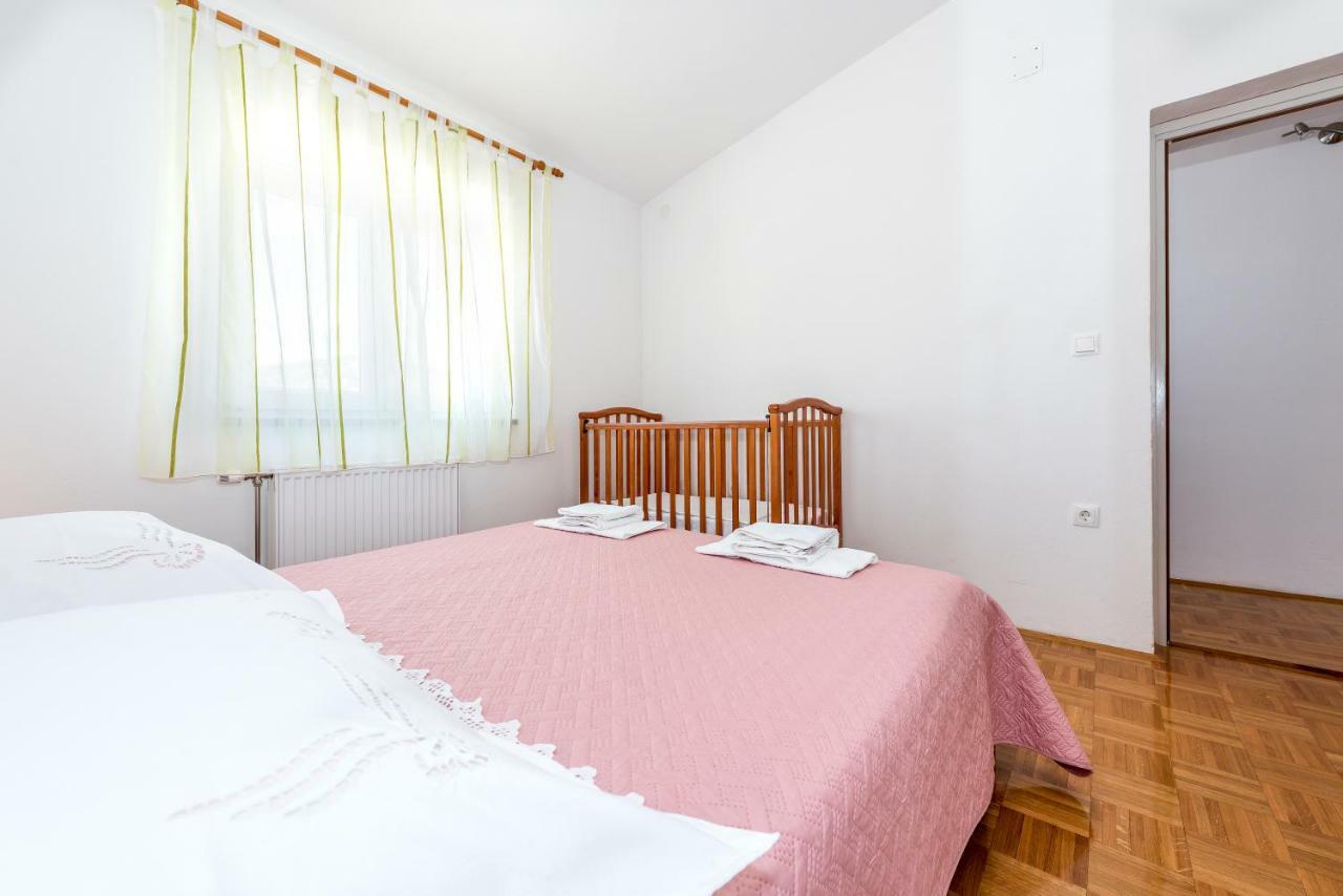 Apartment Anamarija With Sea View Šibenik Extérieur photo