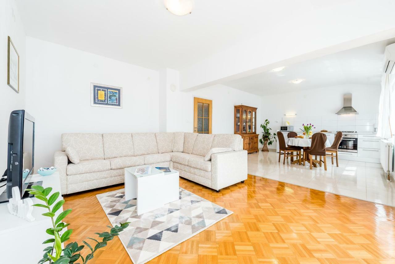 Apartment Anamarija With Sea View Šibenik Extérieur photo