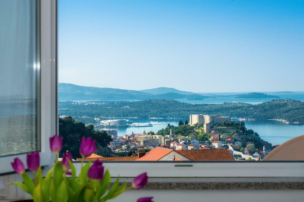 Apartment Anamarija With Sea View Šibenik Extérieur photo