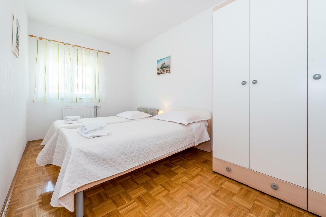 Apartment Anamarija With Sea View Šibenik Extérieur photo