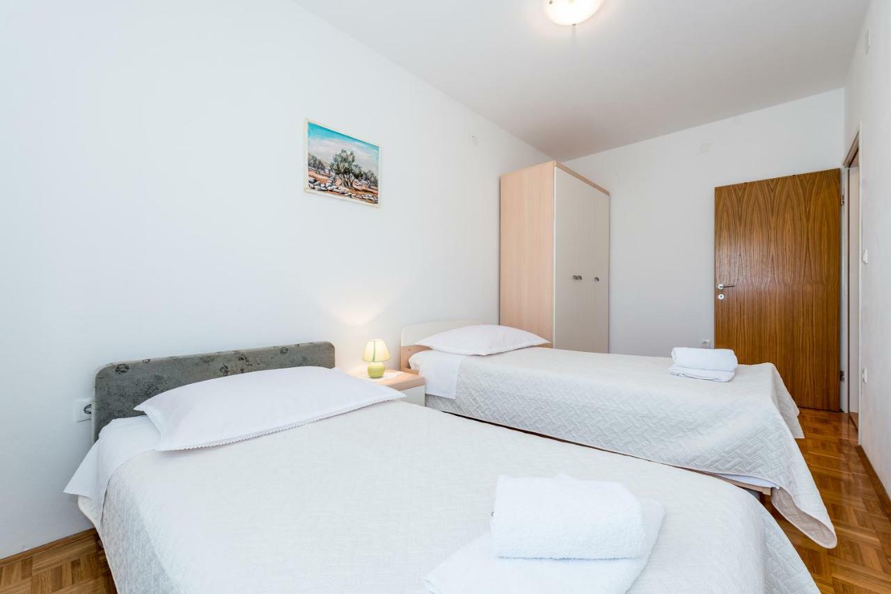 Apartment Anamarija With Sea View Šibenik Extérieur photo
